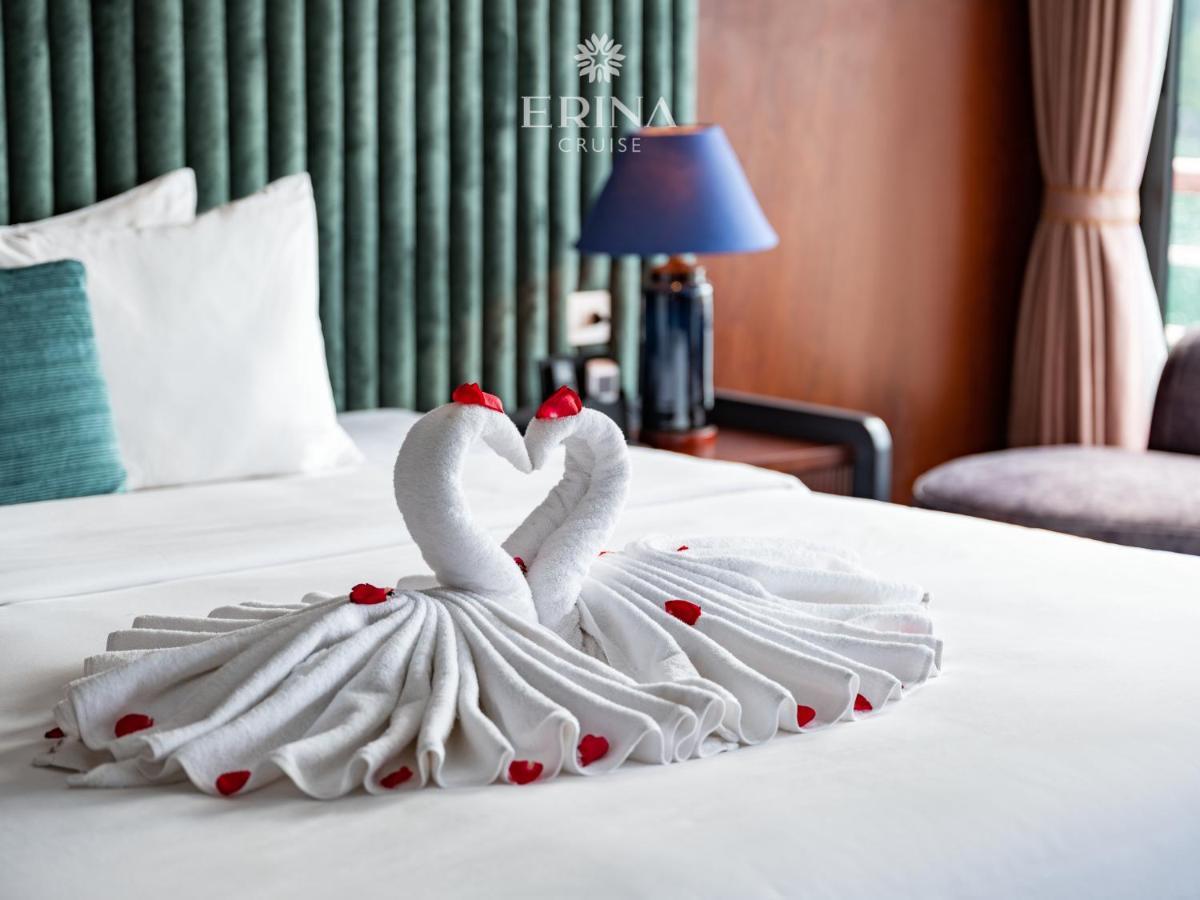 Hotel Erina Cruise By Hag à Hạ Long Extérieur photo
